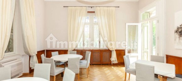 Villa de 4 dormitorios en Gerenzano, Italy No. 354266 32