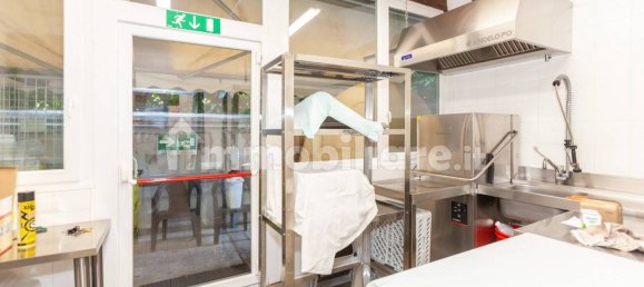 Villa de 4 dormitorios en Gerenzano, Italy No. 354266 44