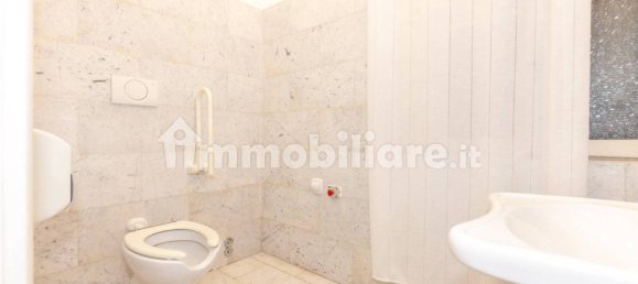 Villa de 4 dormitorios en Gerenzano, Italy No. 354266 41
