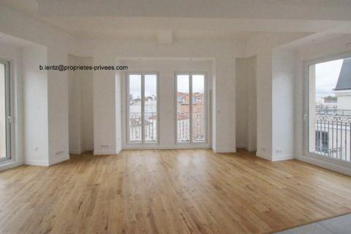 4 chambres Appartement à Meudon, France No. 36451