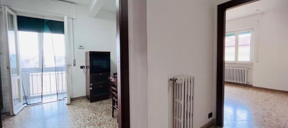 4 rooms Apartment in Livorno, Italy No. 111580 21