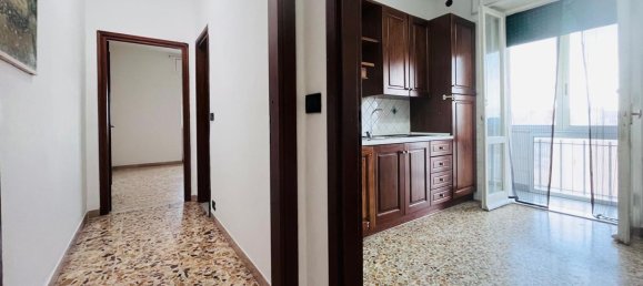 4 rooms Apartment in Livorno, Italy No. 111580 27