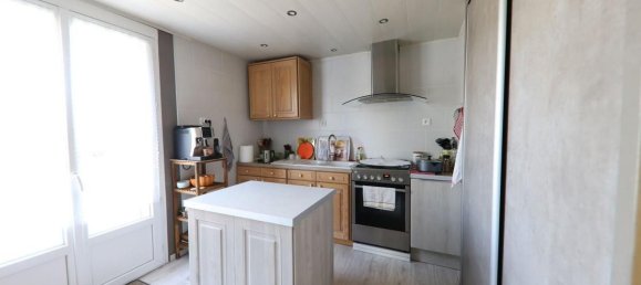 Дом с 4 спальнями в Базош-ле-Галлеранд, Франция № 327698 7