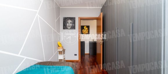 3 rooms Apartment in Seriate, Italy No. 204457 11