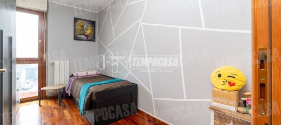 3 rooms Apartment in Seriate, Italy No. 204457 10