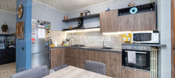 3 rooms Apartment in Seriate, Italy No. 204457 4