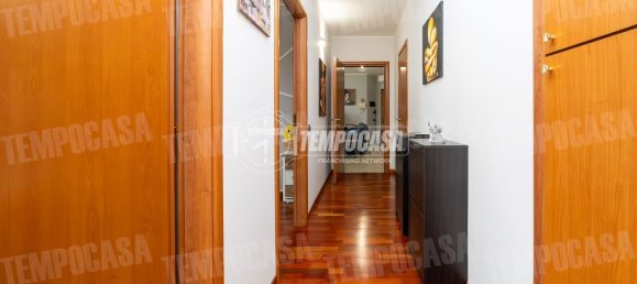 3 rooms Apartment in Seriate, Italy No. 204457 6