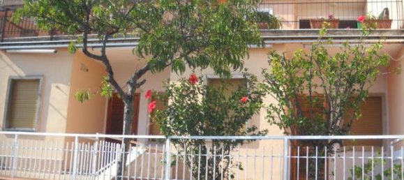 3 bedrooms House in Acquappesa, Italy No. 253501 6