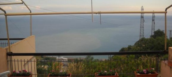 3 bedrooms House in Acquappesa, Italy No. 253501 3