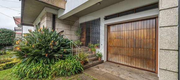 6 bedrooms House in Porto, Portugal No. 17119 12