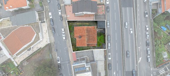 6 bedrooms House in Porto, Portugal No. 17119 3