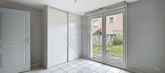 2 bedrooms Apartment in Grand-Charmont, France No. 301917 2