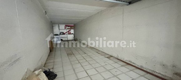  مرآب في Piacenza, Italy 33متر مربع رقم 210760 12