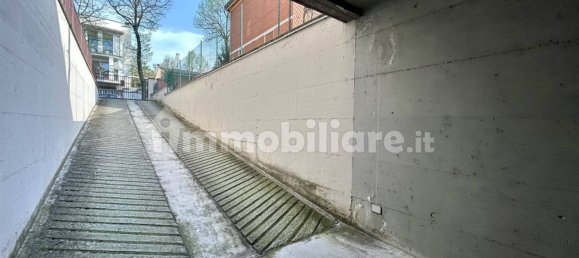 مرآب في Piacenza, Italy 33متر مربع رقم 210760 5