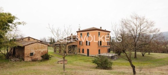 Casa de 7 habitaciónes en Solignano, Italy No. 128092 15