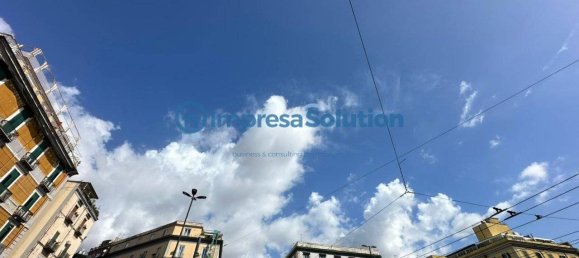 1 room Commercial property in Naples, Italy No. 341246 8
