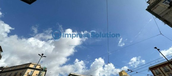 1 room Commercial property in Naples, Italy No. 341246 2