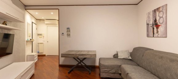 3 rooms Apartment in Trezzano sul Naviglio, Italy No. 182181 20