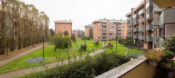 3 rooms Apartment in Trezzano sul Naviglio, Italy No. 182181 4