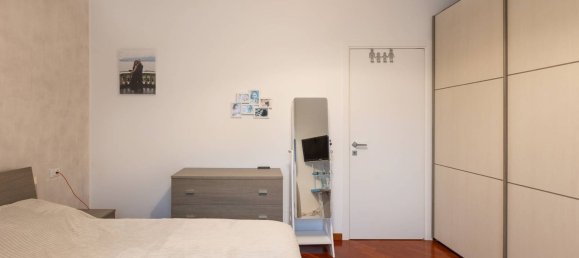 3 rooms Apartment in Trezzano sul Naviglio, Italy No. 182181 41