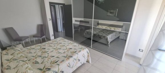 4-Zimmer Gewerbliche Immobilie in Aversa, Italy, Nr. 26904 16
