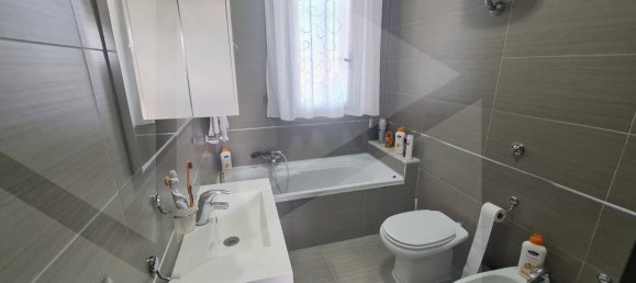 4-Zimmer Gewerbliche Immobilie in Aversa, Italy, Nr. 26904 30