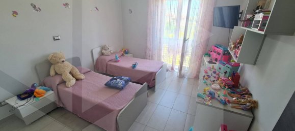 4-Zimmer Gewerbliche Immobilie in Aversa, Italy, Nr. 26904 23