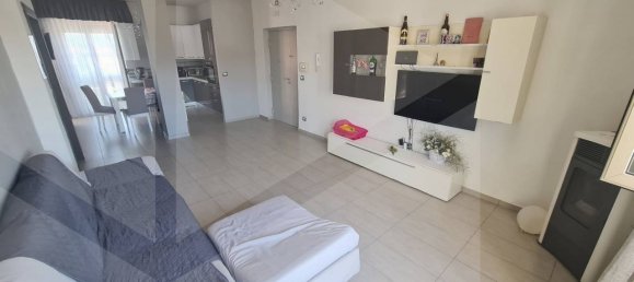 4-Zimmer Gewerbliche Immobilie in Aversa, Italy, Nr. 26904 9