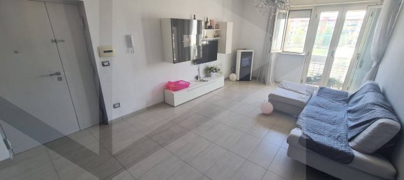 4-Zimmer Gewerbliche Immobilie in Aversa, Italy, Nr. 26904 8