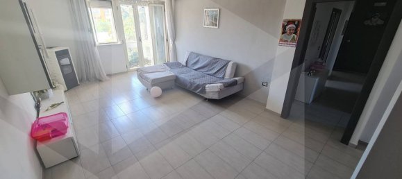 4-Zimmer Gewerbliche Immobilie in Aversa, Italy, Nr. 26904 7
