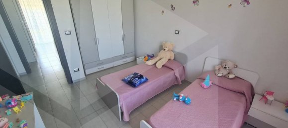 4-Zimmer Gewerbliche Immobilie in Aversa, Italy, Nr. 26904 20