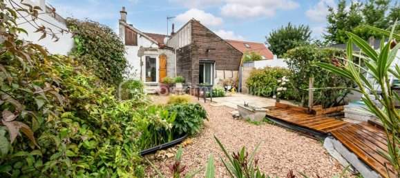 2 Schlafzimmer Haus in Coubert, France, Nr. 285453 11