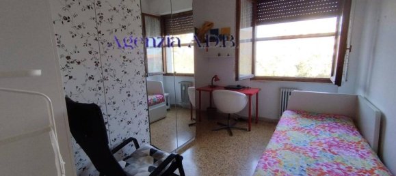 5 rooms Apartment in Pisa, Italy No. 32952 15