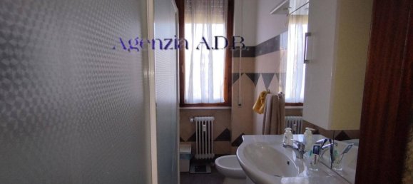 5 rooms Apartment in Pisa, Italy No. 32952 18