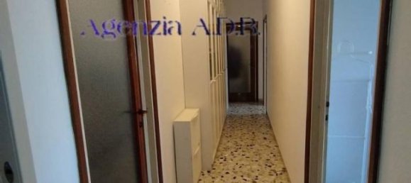 5 rooms Apartment in Pisa, Italy No. 32952 13