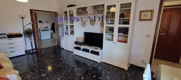 5 rooms Apartment in Pisa, Italy No. 32952 4
