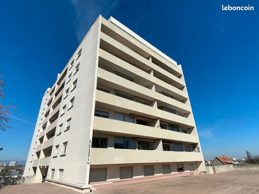 2 bedrooms Apartment in Mulhouse, France No. 81271