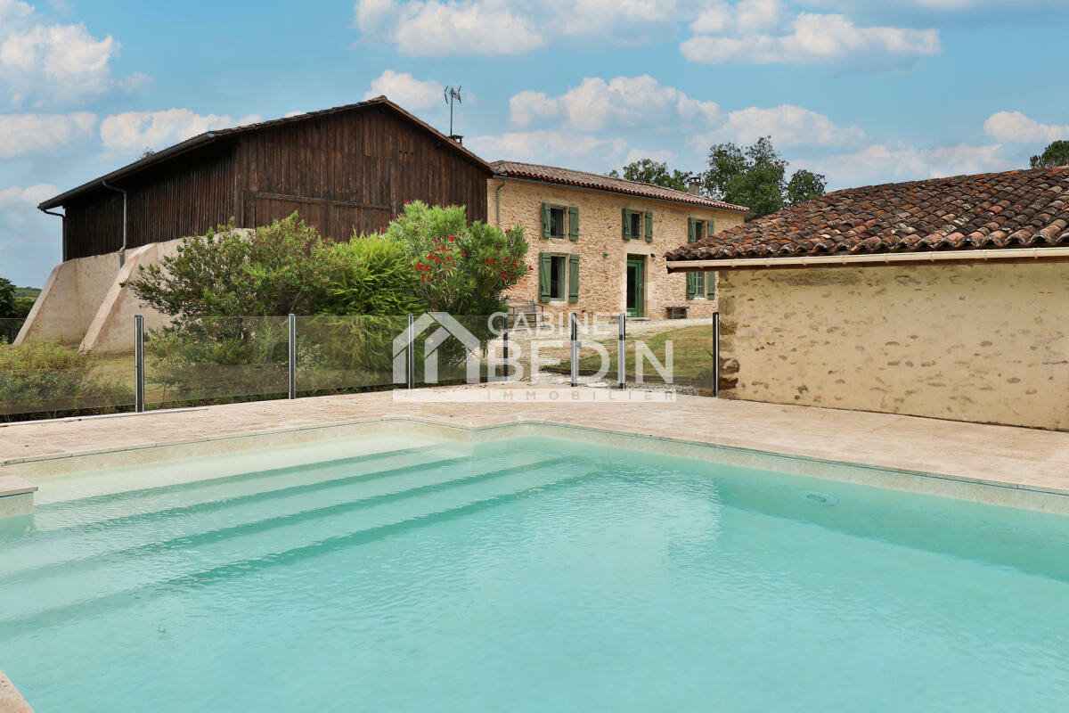 Casa T3 em Aubiac, France N.º 278117