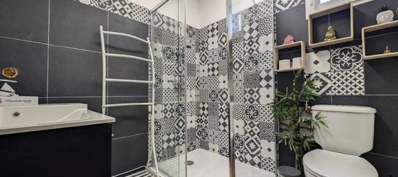 4 bedrooms House in Arles, France No. 342393 11