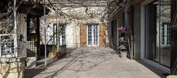 4 bedrooms House in Arles, France No. 342393 7