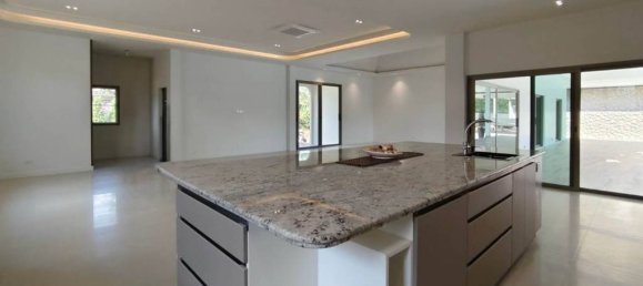 3 bedrooms Villa in Sam Roi Yot, Thailand No. 25342 3