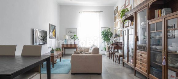 9 bedrooms Apartment in Florence, Italy No. 377550 2