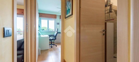 2 Schlafzimmer Wohnung in Rome, Italy, Nr. 318314 23