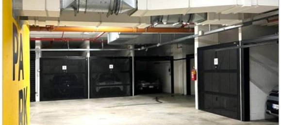 مرآب في Turin, Italy 15متر مربع رقم 117133 10