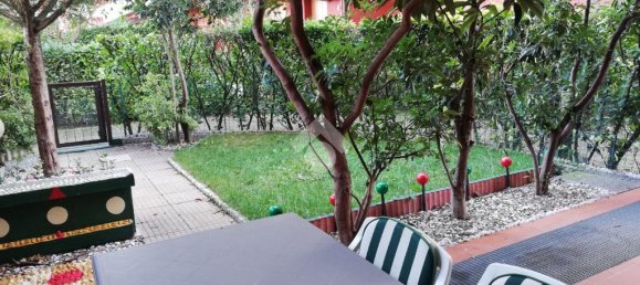 2-salle Appartement à Desenzano del Garda, Italy No. 371451 9