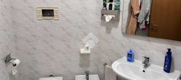 2-salle Appartement à Desenzano del Garda, Italy No. 371451 17