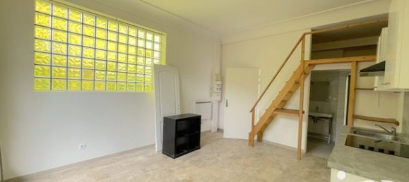 Studio in Yerres, France, Nr. 277897 2