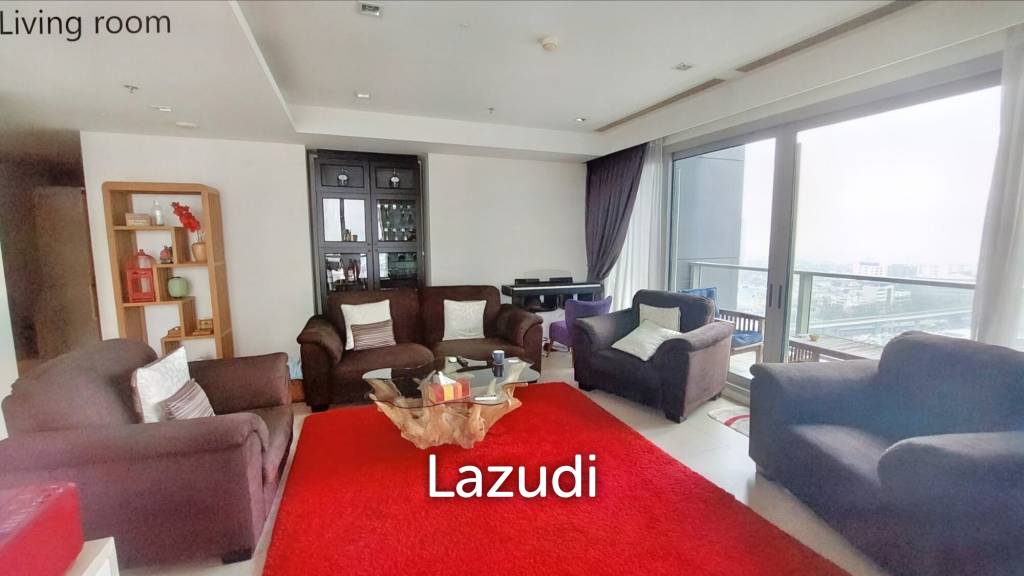 2 bedrooms Condo in Bangkok, Thailand No. 17593