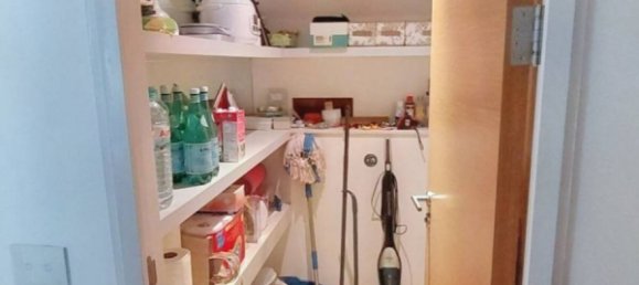 2 bedrooms Condo in Bangkok, Thailand No. 17593 5