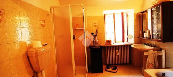 14 rooms House in Castellamonte, Italy No. 18105 8